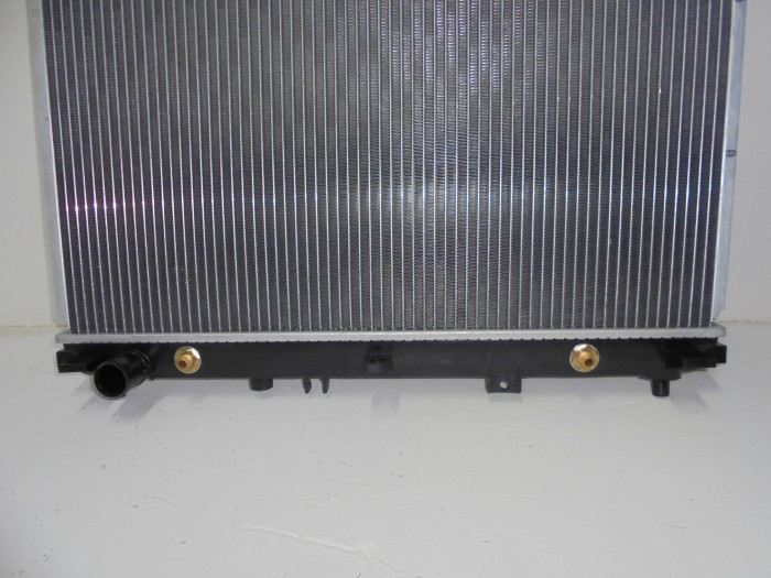 Радиатор охлаждения двигателя 3.5 автомат SORENTO 03-08