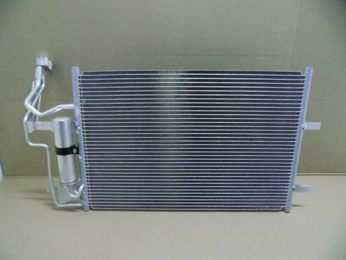 Радиатор кондиционера MAZDA 3 03-09