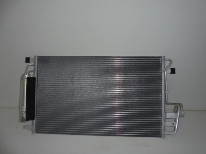 Радиатор кондиционера SPORTAGE 04-10, TUCSON 04-10