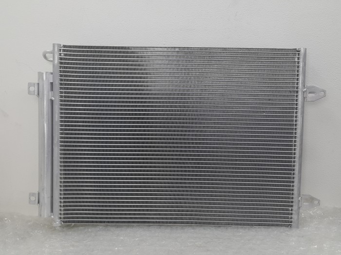 Радиатор кондиционера 1.6 - 2.0TD PASSAT B6/B7 05-15, PASSAT CC 08-17