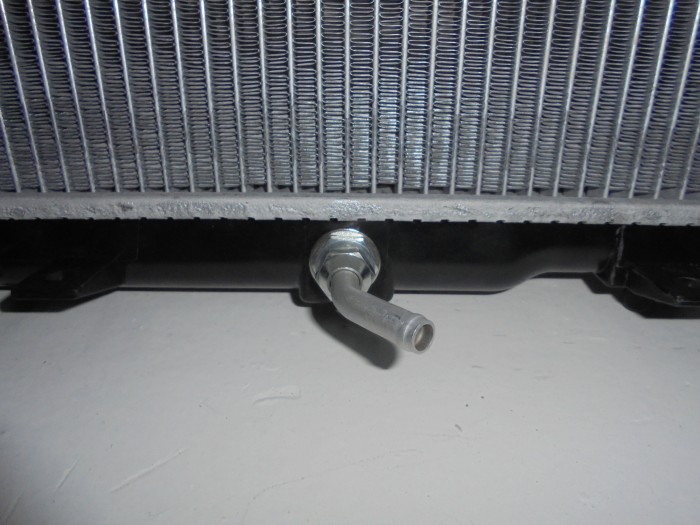 Радиатор охлаждения двигателя 2.4 автомат CR-V 07-11