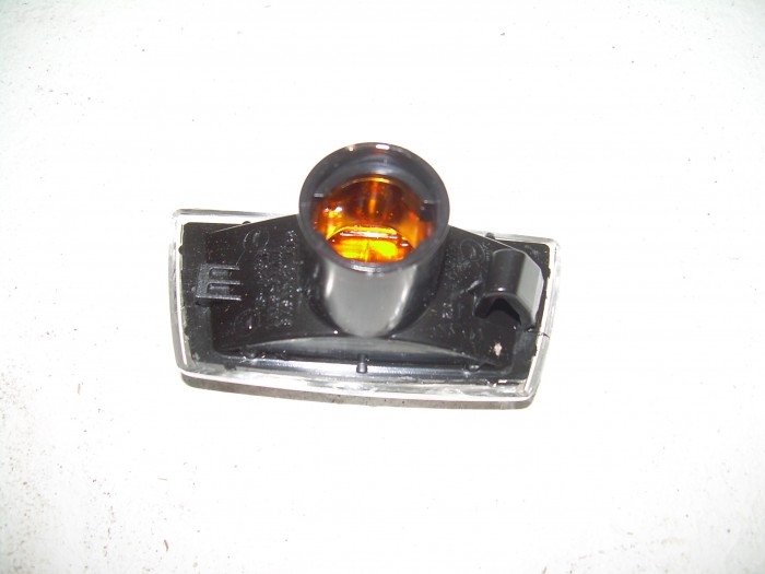 Указатель поворота  левый на крыло, черная рамка CRUZE 1 08-16