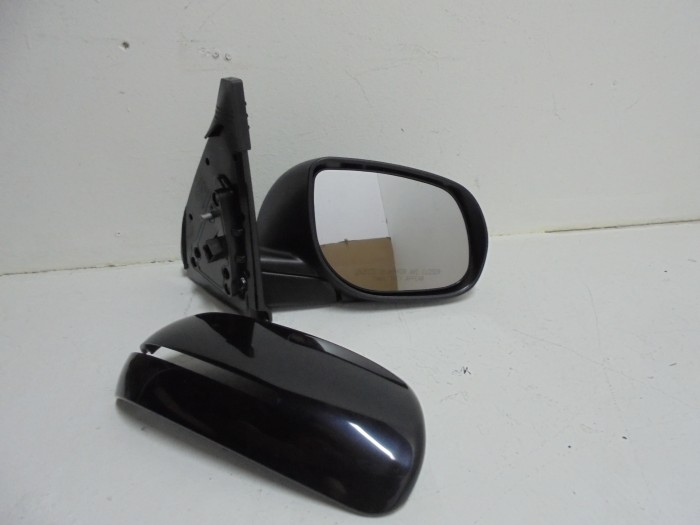 Зеркало электрическое (с обогревом, с диодным указателем) правое  KIA CERATO 11-13