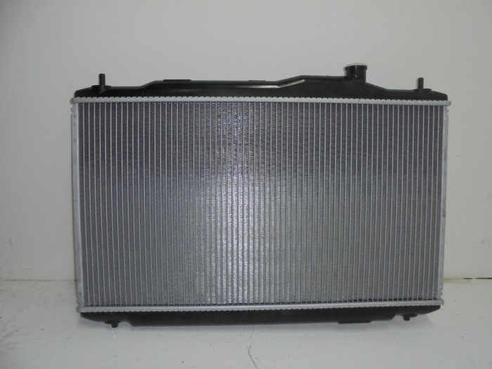 Радиатор охлаждения двигателя CIVIC 06-11 хетчбек