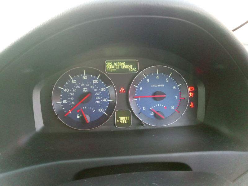 B421, Volvo C30 2010, 1.6, бензин, МКПП
