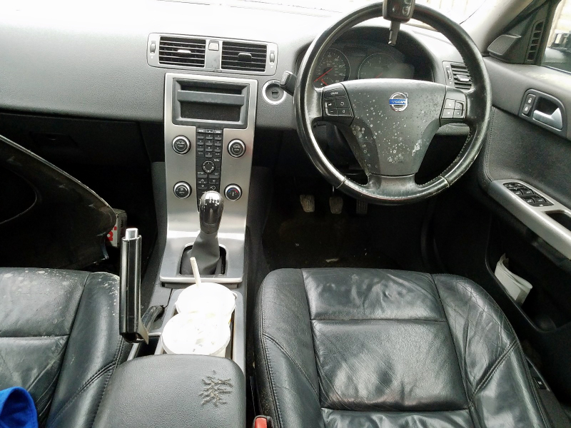T100, Volvo S40 2008, 2.0, дизель, МКПП