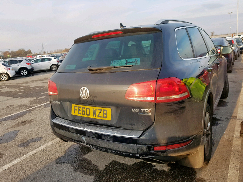 B438, VW Touareg 2010, 3.0, дизель, АКПП