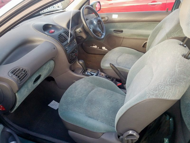 D165, Peugeot 206 2001, 1.4, бензин, АКПП