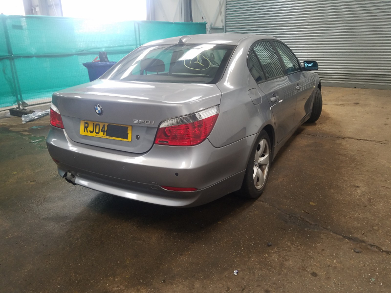 T128, BMW 5-Series 2004, 2.2, бензин, АКПП