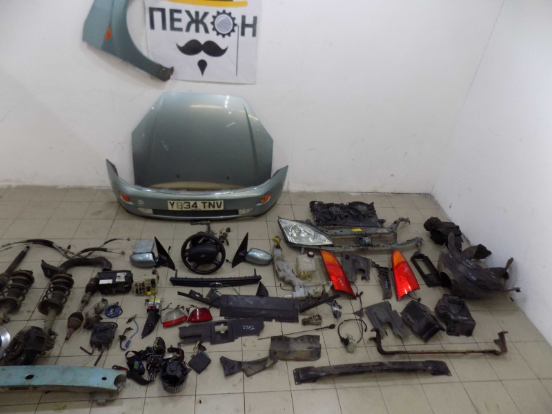 T162, Ford Focus 2001, 1.6, бензин, АКПП