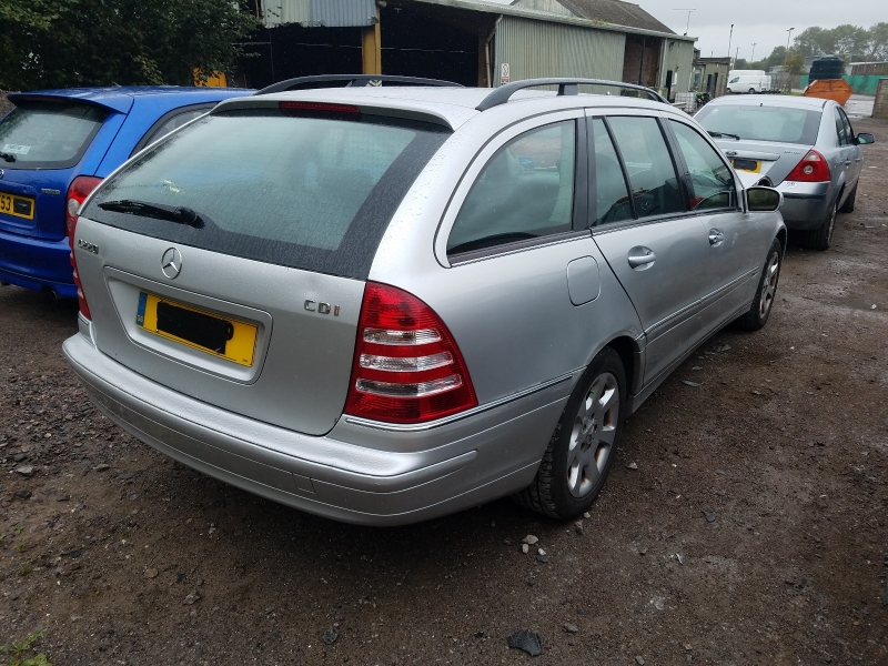 D417, Mercedes Benz C 2004, 2.1, дизель, АКПП