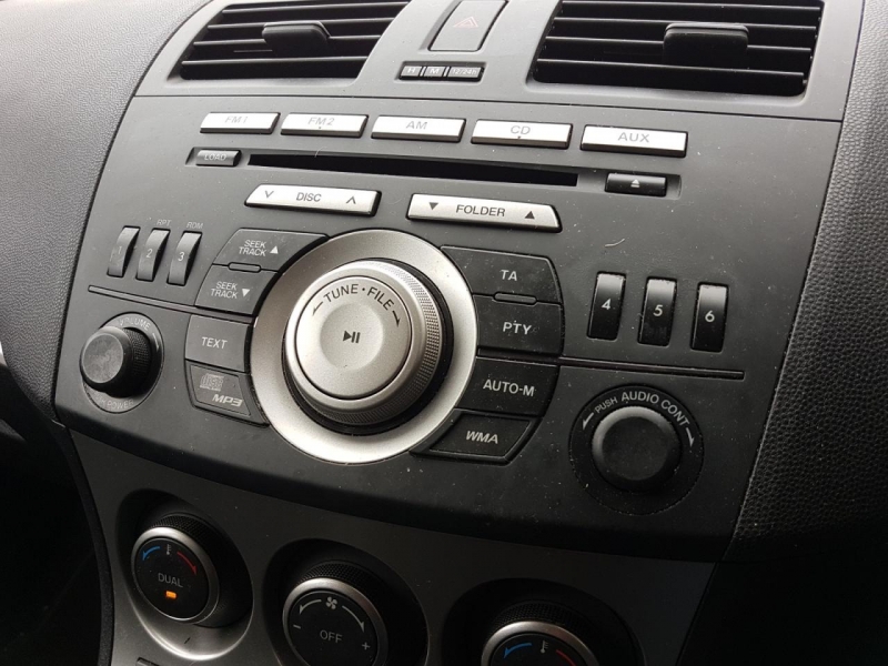 B707, Mazda 3 2009, 1.6, бензин, МКПП
