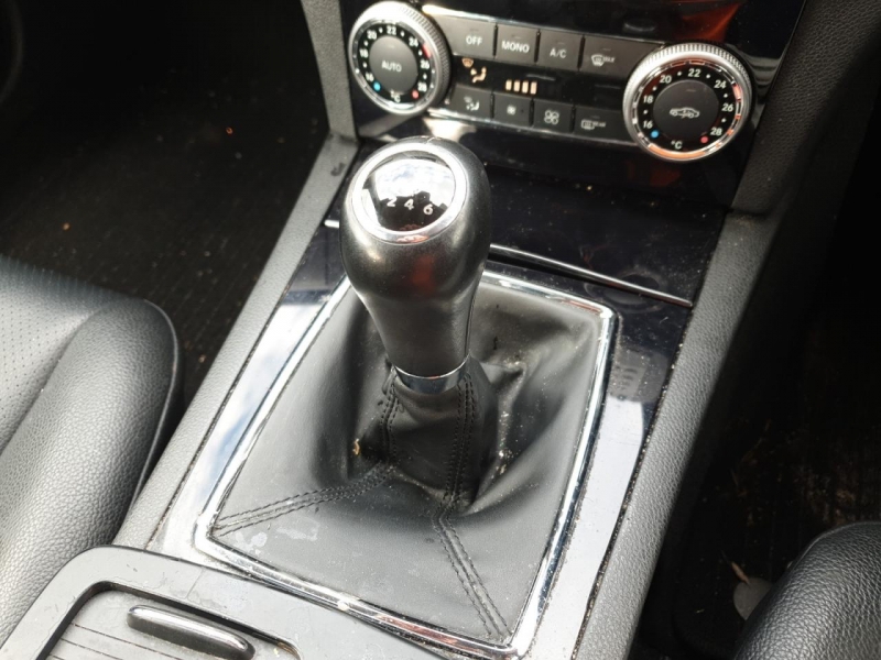 D590, Mercedes Benz C 2011, 1.8, бензин, АКПП