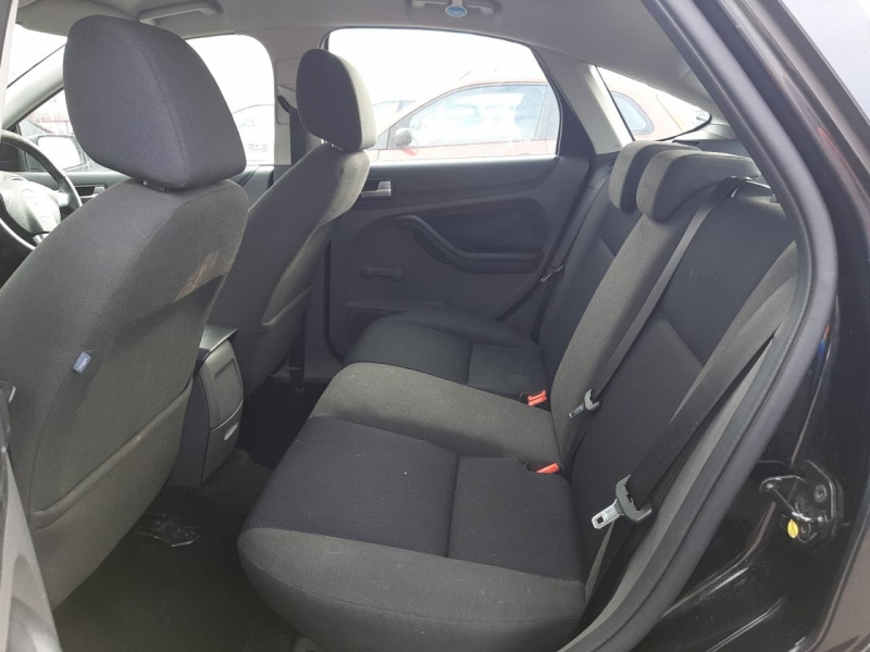B899, Ford Focus 2005, 1.6, бензин, АКПП