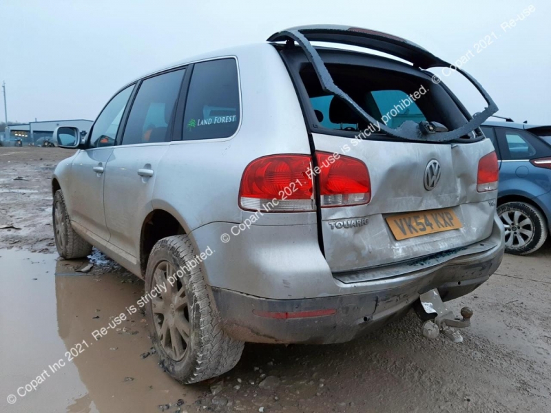 D909, VW Touareg 2004, 2.5, дизель, АКПП