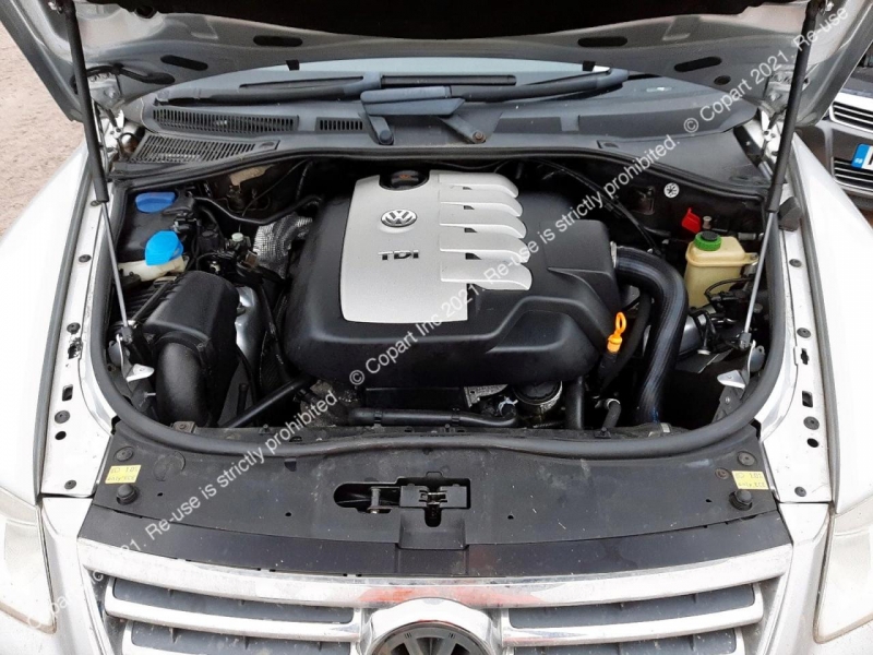 D909, VW Touareg 2004, 2.5, дизель, АКПП