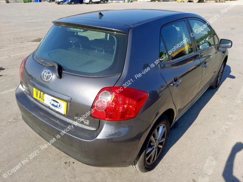 C63, Toyota Auris 2008, 1.6, бензин, МКПП