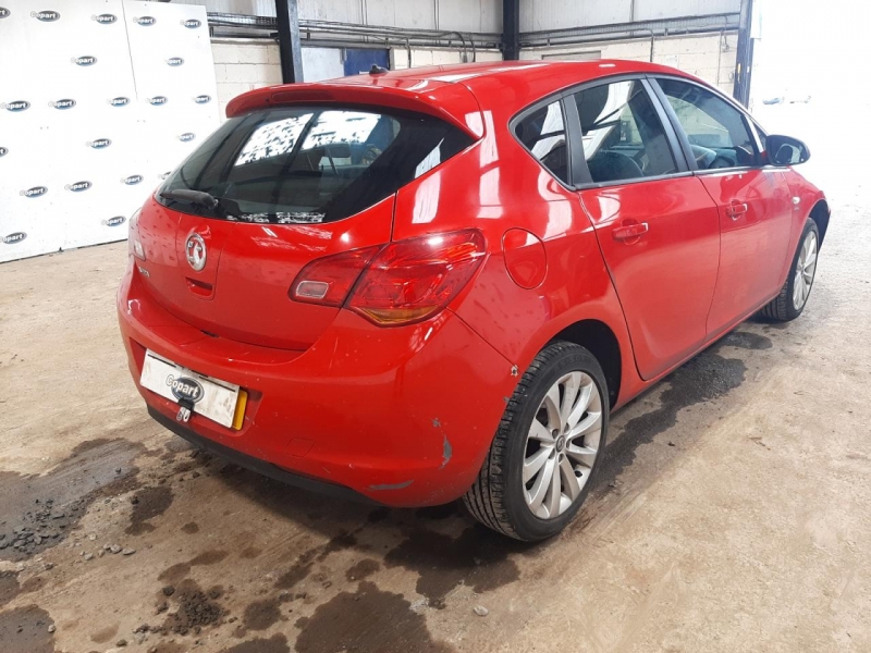 N31, Opel Astra 2012, 1.4, бензин, МКПП