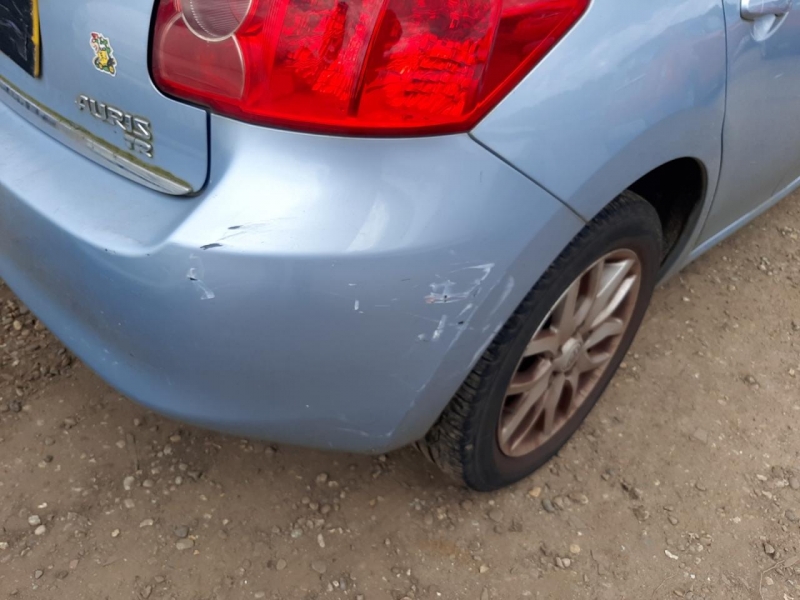 F800, Toyota Auris 2008, 1.6, бензин, МКПП