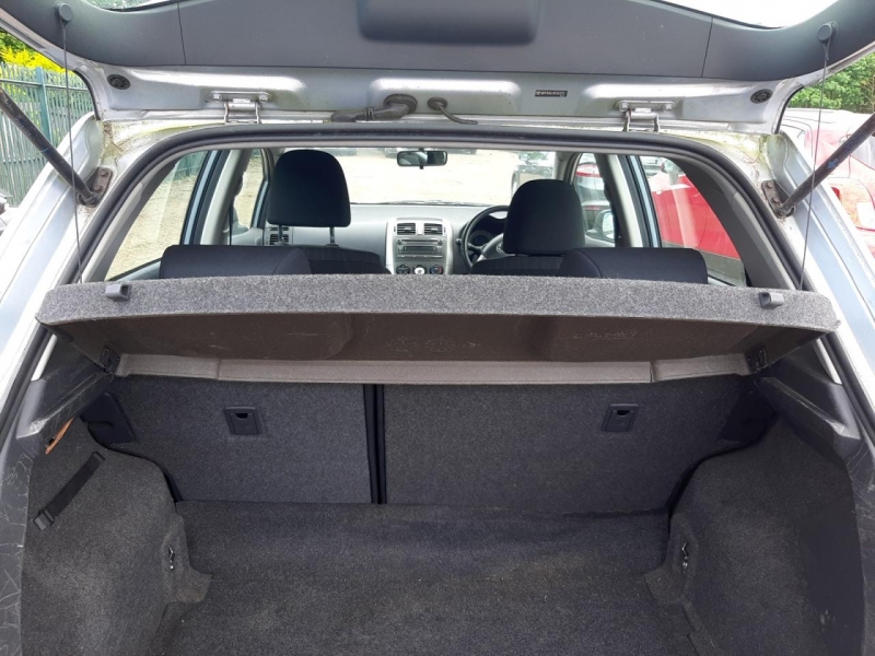 F800, Toyota Auris 2008, 1.6, бензин, МКПП