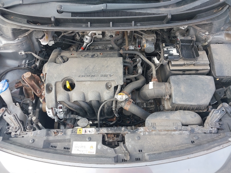W5, Hyundai i30 2012, 1.4, бензин, МКПП