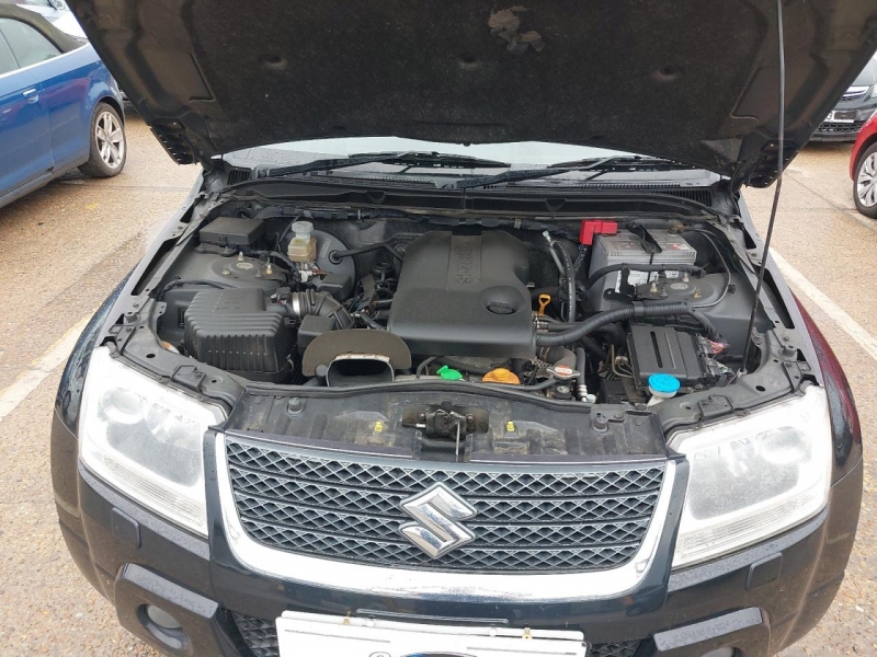 F947, Suzuki Grand Vitara 2010, 2.4, бензин, МКПП