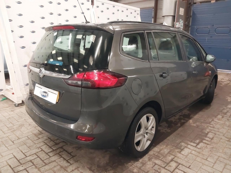 F884, Opel Zafira 2015, 1.8, бензин, МКПП
