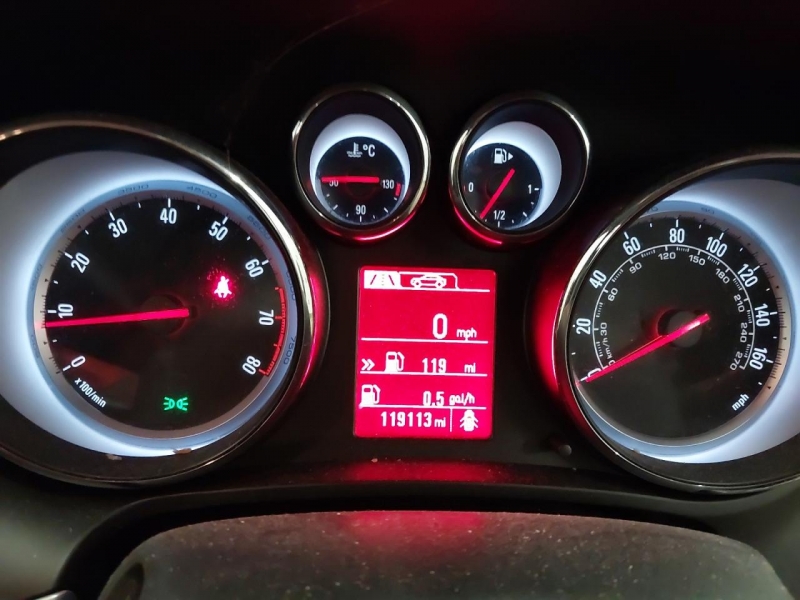F884, Opel Zafira 2015, 1.8, бензин, МКПП