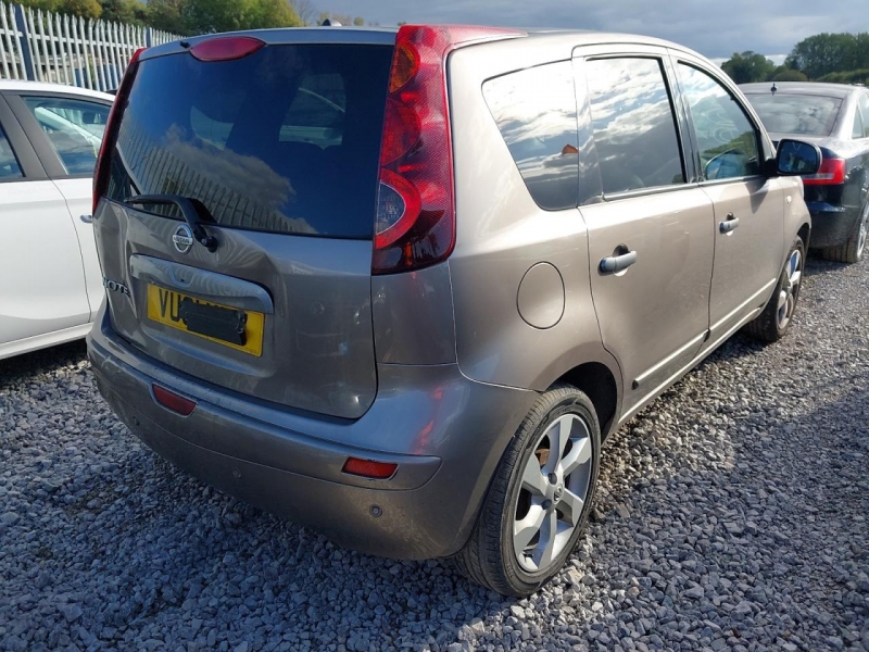 F900, Nissan Note 2011, 1.6, бензин, МКПП