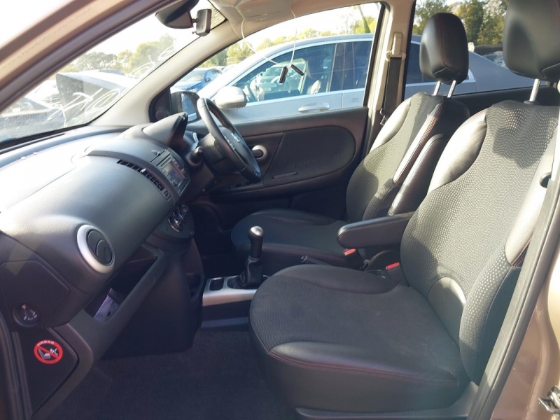 F900, Nissan Note 2011, 1.6, бензин, МКПП