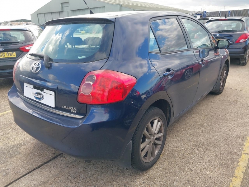 W64, Toyota Auris 2008, 1.4, дизель, МКПП