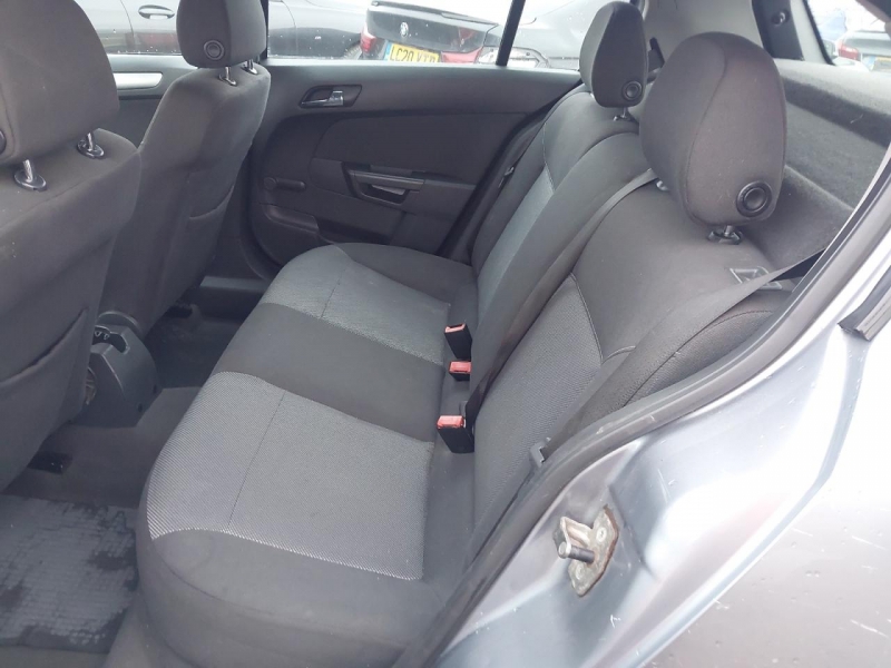F906, Opel Astra 2009, 1.6, бензин, МКПП