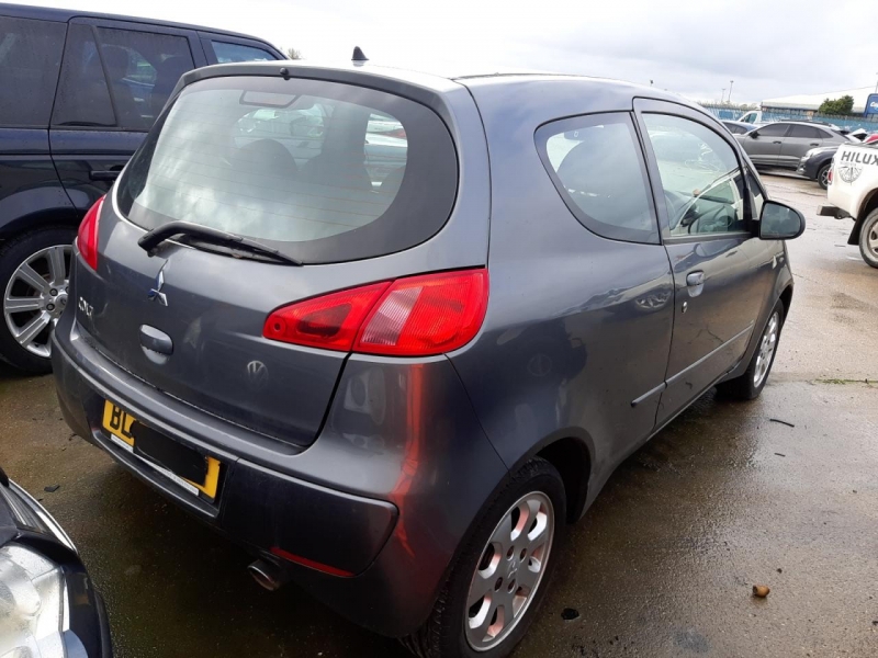 F907, Mitsubishi Colt 2005, 1.3, бензин, АКПП
