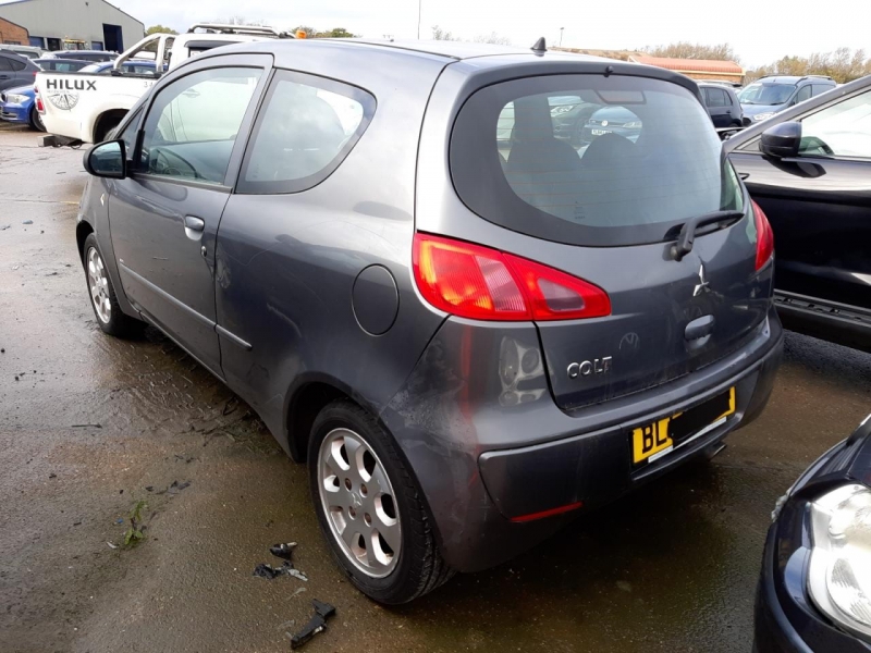 F907, Mitsubishi Colt 2005, 1.3, бензин, АКПП