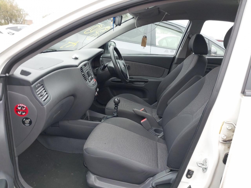 F917, Kia RIO 2011, 1.4, бензин, МКПП