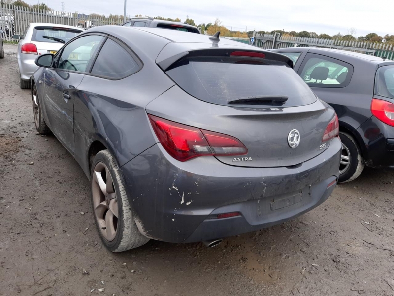 W95, Opel Astra 2012, 1.4, бензин, МКПП