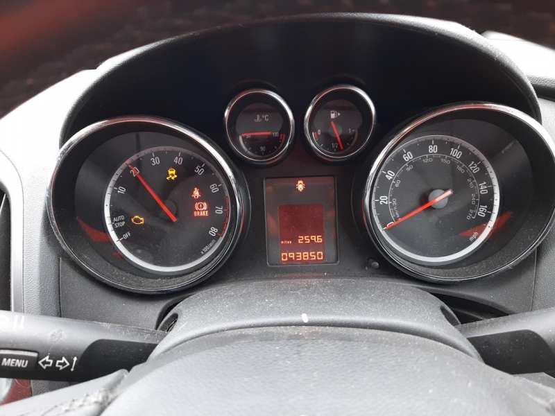 W95, Opel Astra 2012, 1.4, бензин, МКПП
