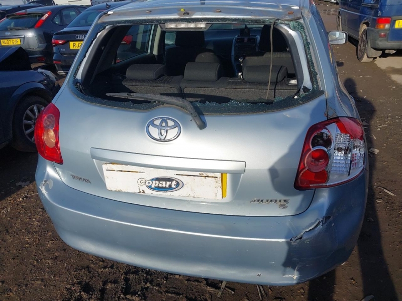 F933, Toyota Auris 2007, 1.6, бензин, МКПП