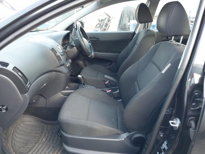 F935, Hyundai i30 2011, 1.6, бензин, АКПП
