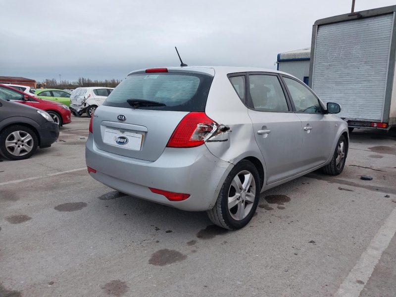 F938, Kia Ceed 2010, 1.6, бензин, МКПП