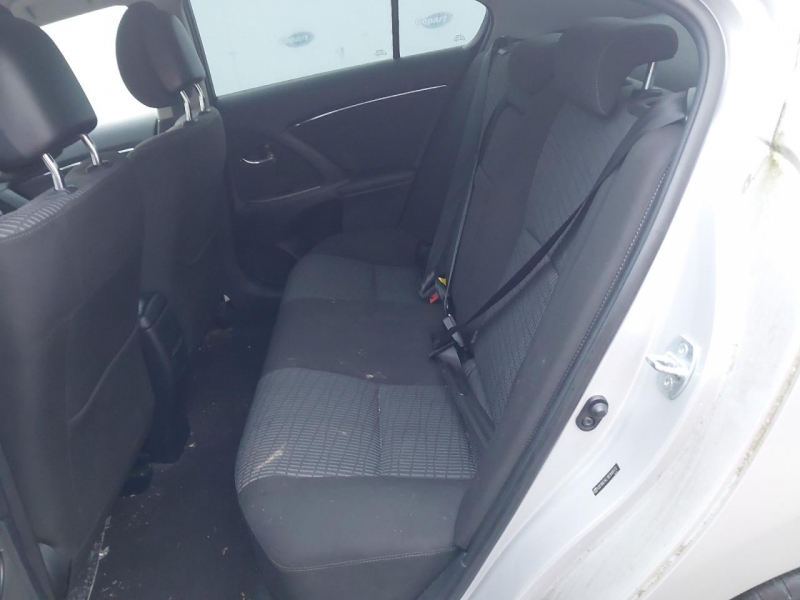 U9, Toyota Avensis 2010, 1.8, бензин, МКПП