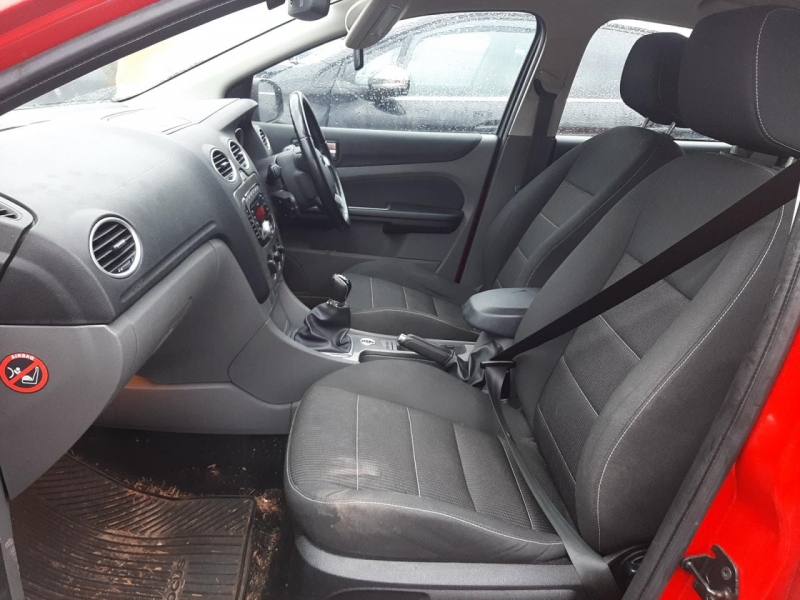 U15, Ford Focus 2010, 1.6, бензин, МКПП