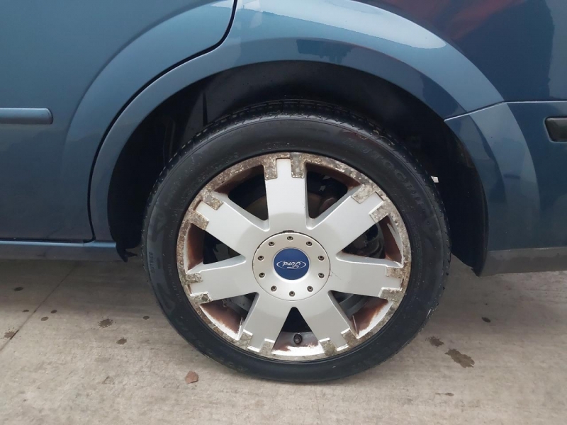 W123, Ford Mondeo 2004, 2.5, бензин, МКПП