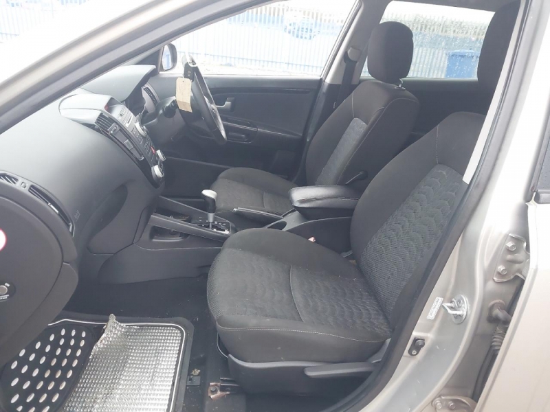 F943, Kia Ceed 2010, 1.6, дизель, АКПП