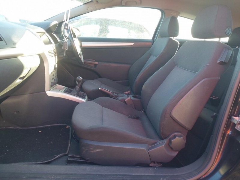 U22, Opel Astra 2008, 1.6, бензин, МКПП