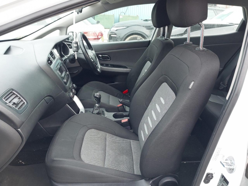 F956, Kia Ceed 2013, 1.6, дизель, МКПП