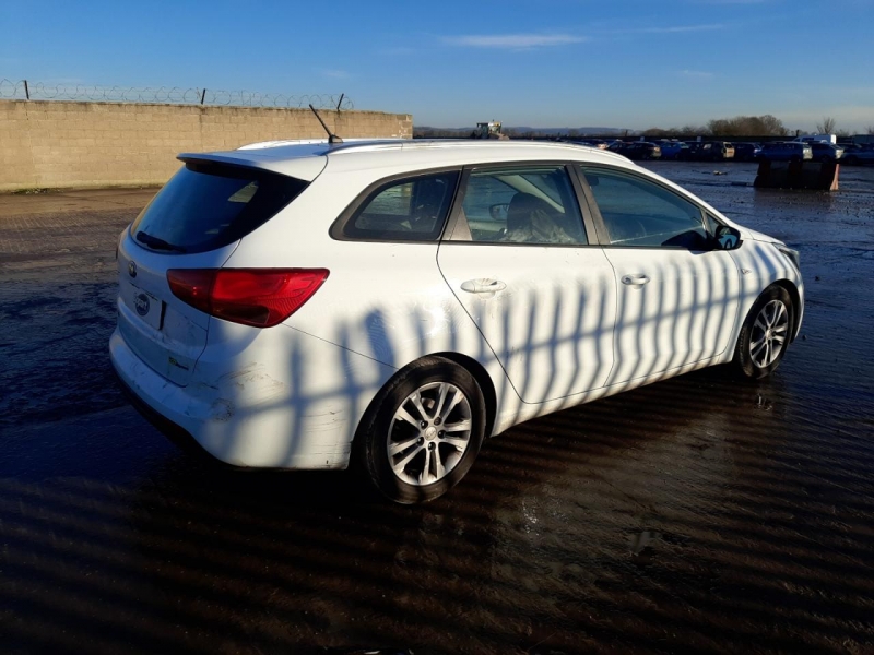 U39, Kia Ceed 2012, 1.6, дизель, МКПП