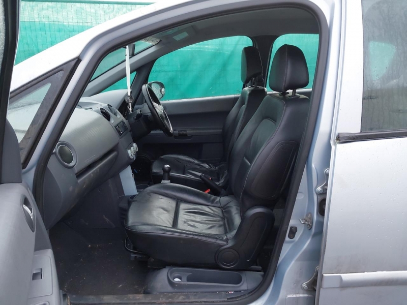 U40, Mitsubishi Colt 2005, 1.5, бензин, АКПП