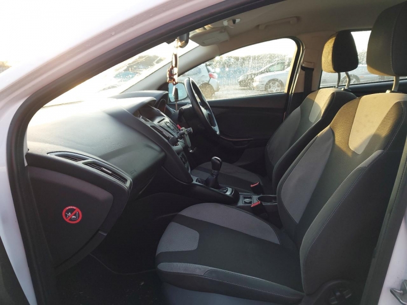 F981, Ford Focus 2013, 1.6, бензин, МКПП