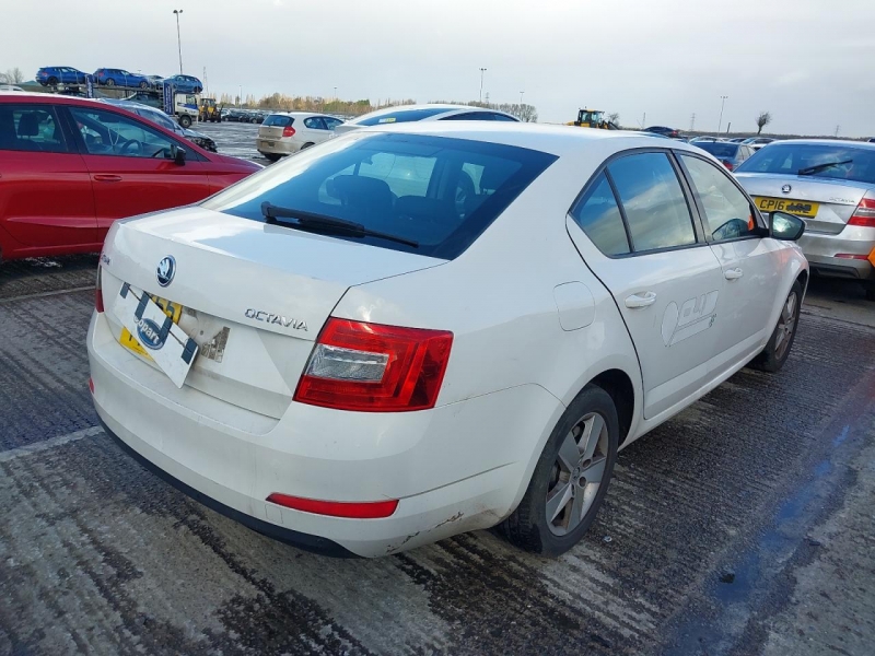 U61, Skoda Octavia 2015, 1.6, дизель, МКПП